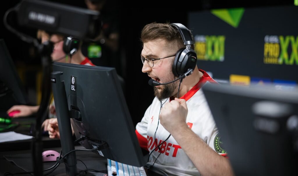 torzsi mouz