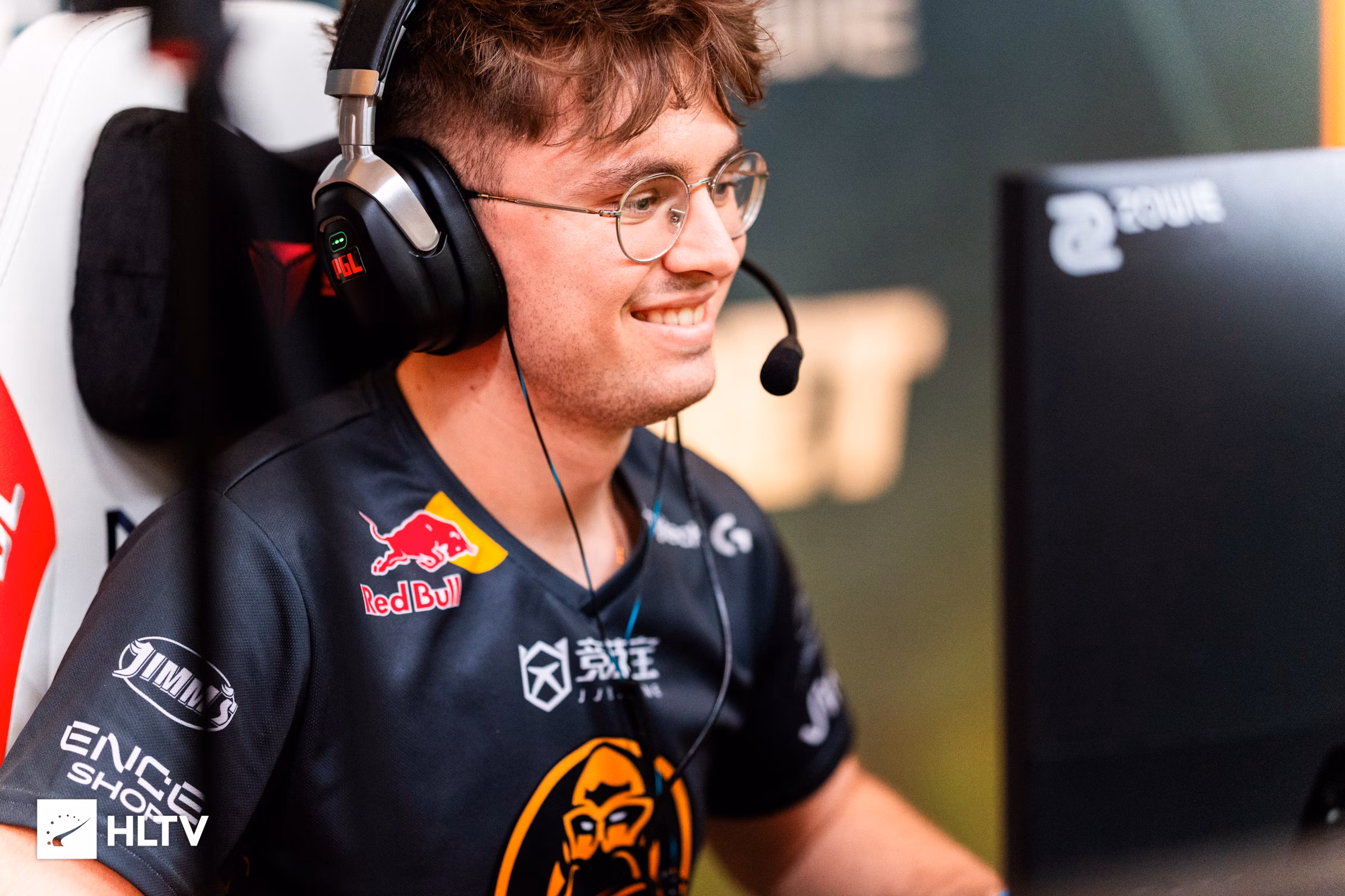 hades monte g2 transfer ence na celowniku